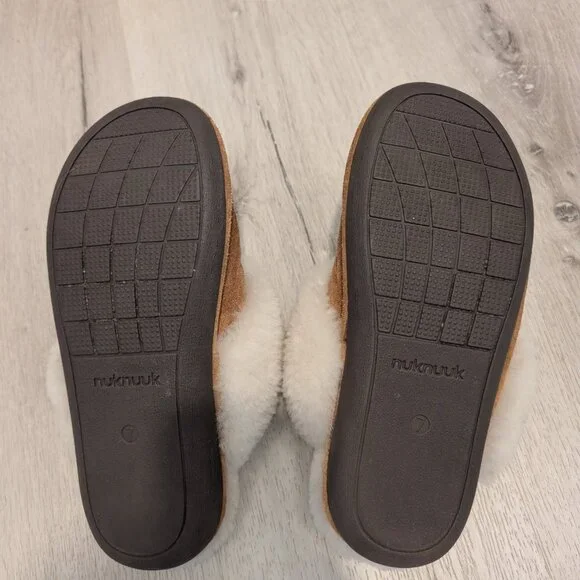 NukNuk - Picture 3 of 4